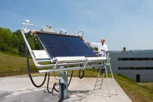 Nachführbarer Außenprüfstand für Solarmodule und -kollektoren